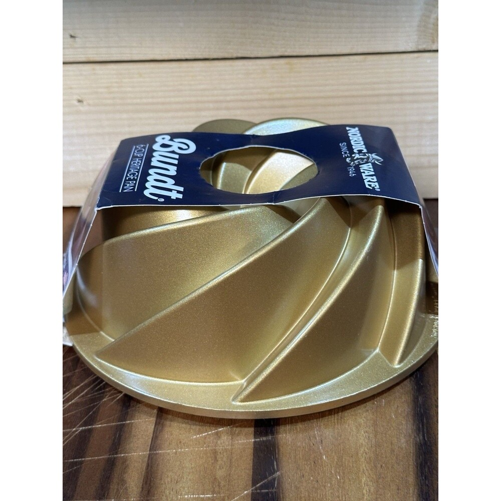 Nordic Ware Heritage Spiral Cake Bundt Pan 6 Cup Gold Cast Aluminum USA - Picture 3 of 6